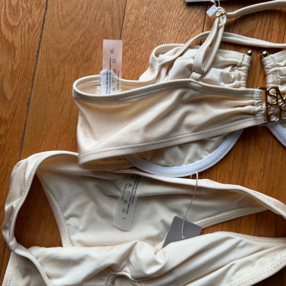 Missguided Bikini Set - Picture 3 of 5